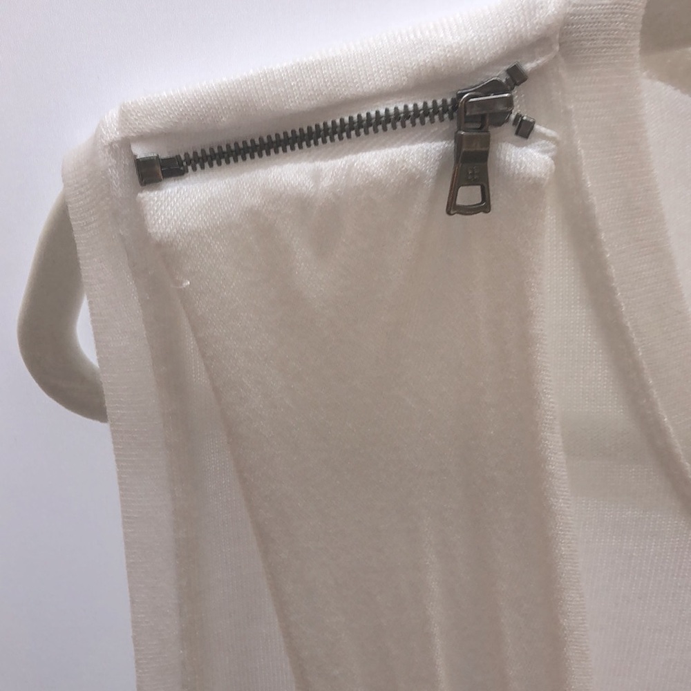 BCBGMaxazria Top - Picture 3 of 5